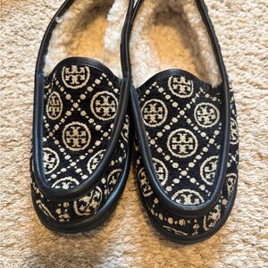 Tory Burch Black and Cream Flats